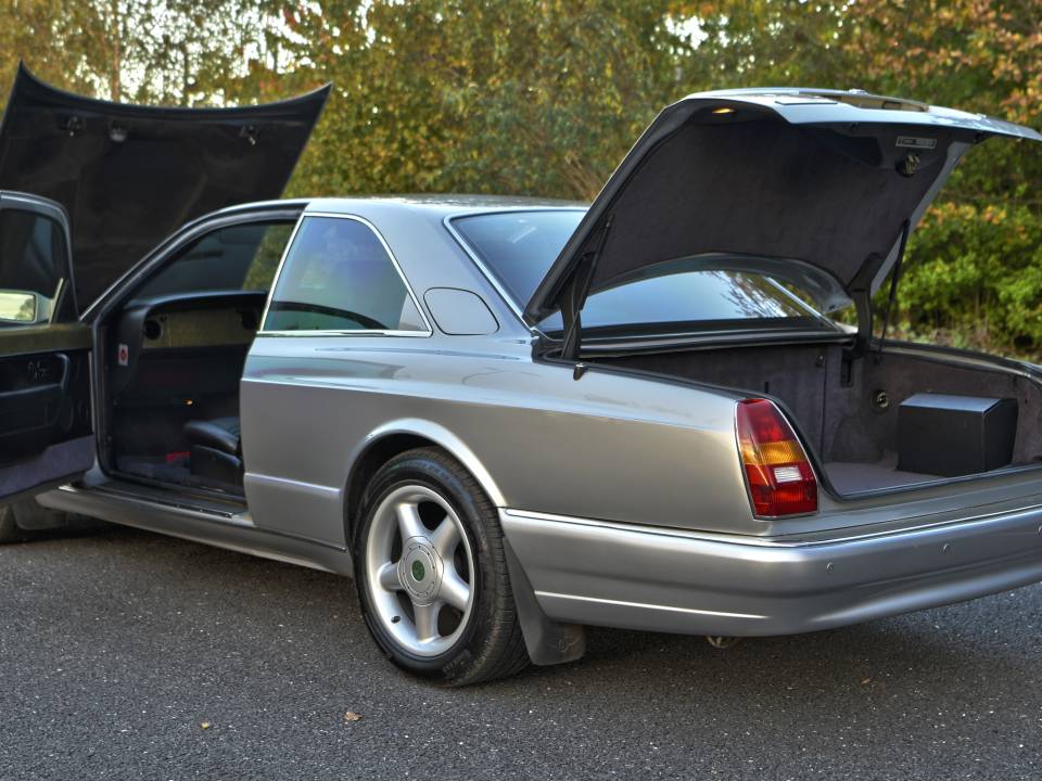 Imagen 13/39 de Bentley Continental R (1998)