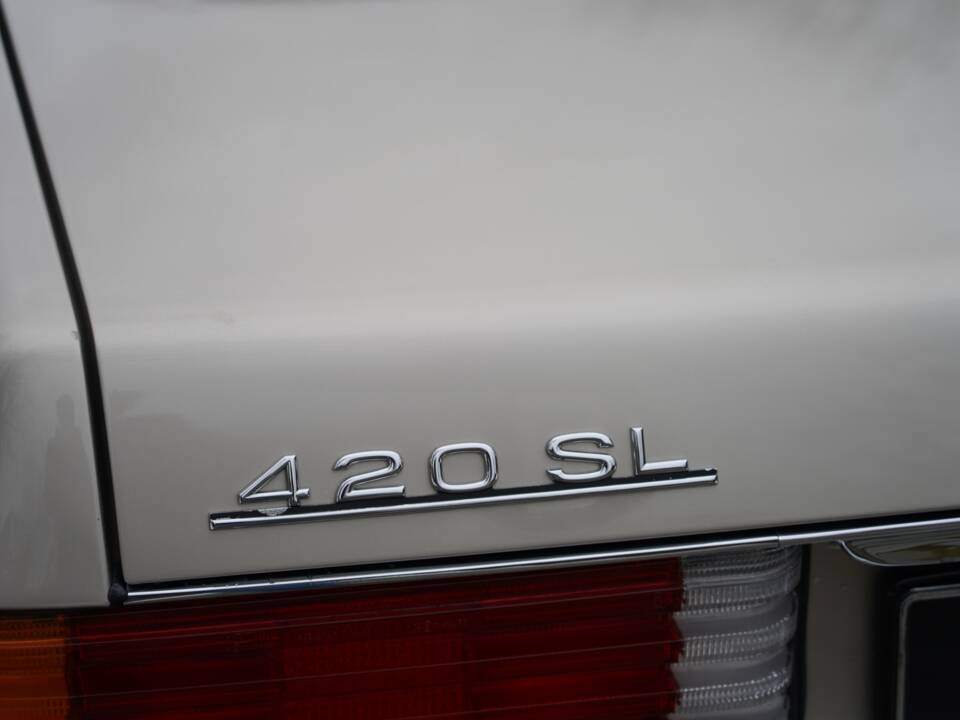Image 6/17 of Mercedes-Benz 420 SL (1986)