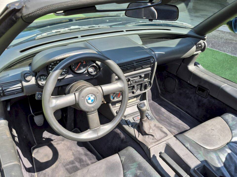 Image 33/76 de BMW Z1 Roadster (1991)