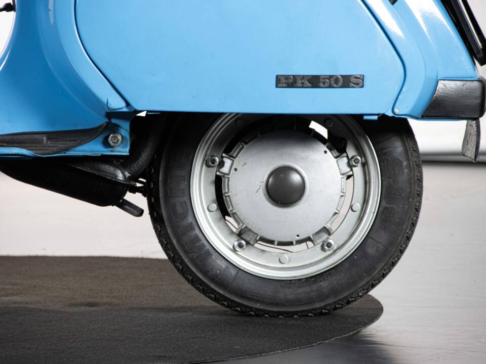 Image 19/42 of Piaggio Vespa PK 50 S (1982)