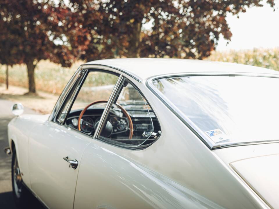 Bild 55/70 von BMW 1600 GT (1967)