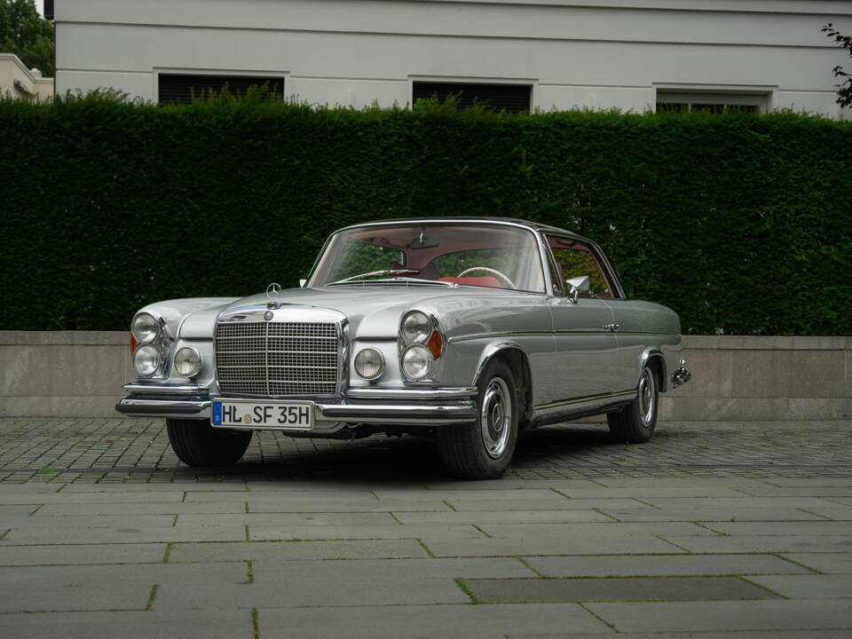 Image 1/95 of Mercedes-Benz 280 SE 3,5 (1970)