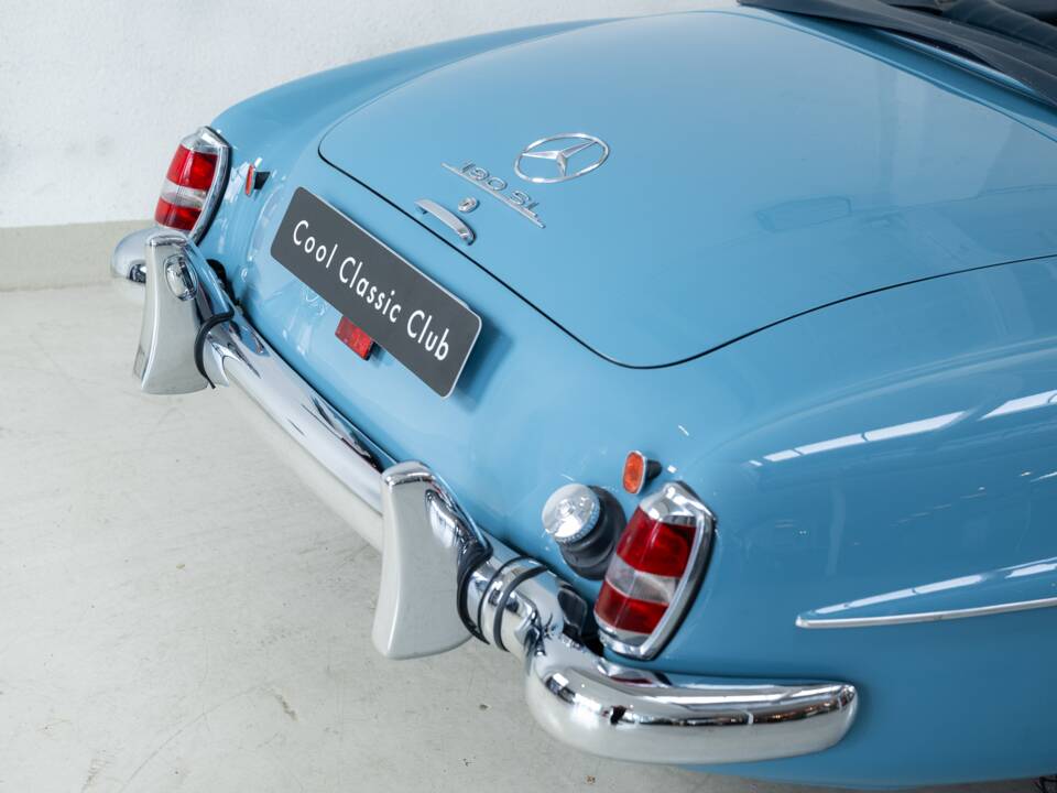 Image 35/40 of Mercedes-Benz 190 SL (1962)