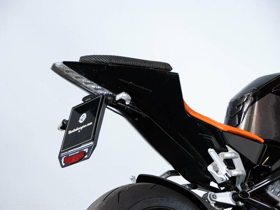 Bild 41/50 von KTM DUMMY (2011)