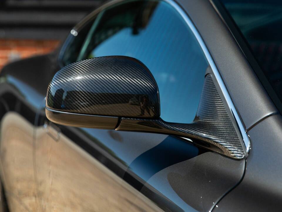 Image 35/50 of Aston Martin DBS (2012)