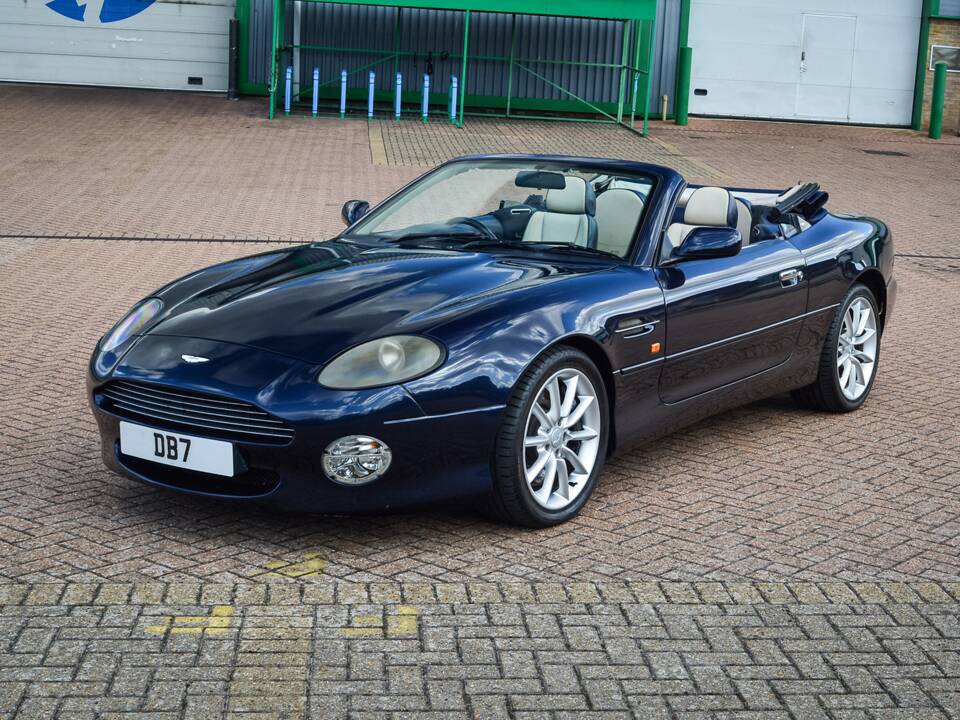 Bild 32/50 von Aston Martin DB 7 Vantage Volante (2001)