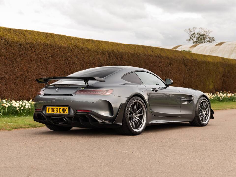 Bild 3/50 von Mercedes-AMG GT-R (2019)