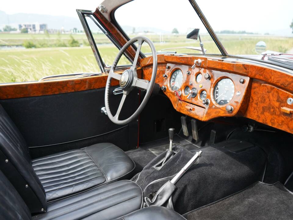 Imagen 2/51 de Jaguar XK 140 SE DHC (1957)