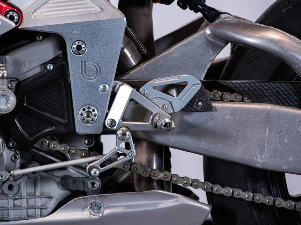 Bild 26/50 von Bimota DUMMY (2007)