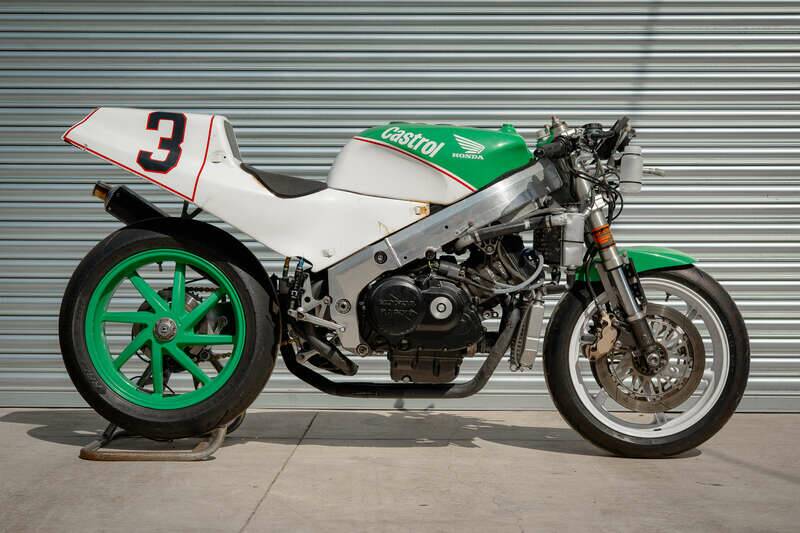 Imagen 3/50 de Honda VFR 750R RC 30 (1991)