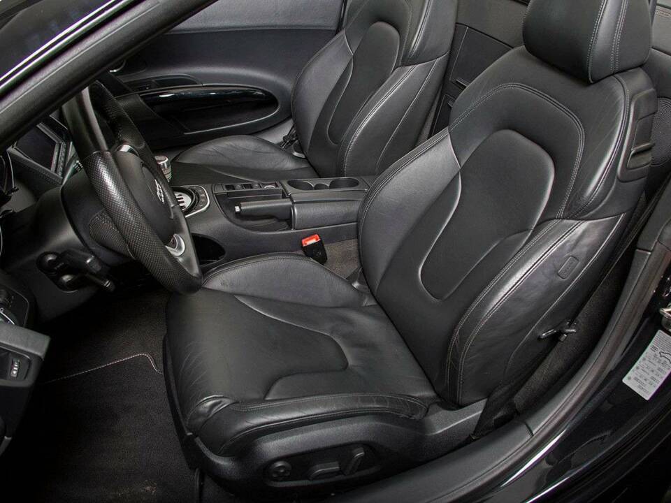 Bild 20/24 von Audi R8 V10 Spyder (2010)