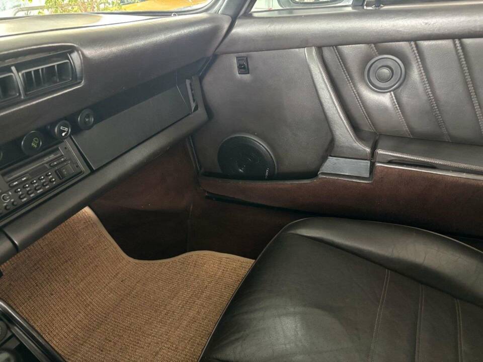 Bild 19/37 von Porsche 911 Carrera 3.2 (1985)