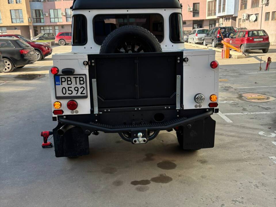 Afbeelding 48/73 van Land Rover Defender 110 (2005)