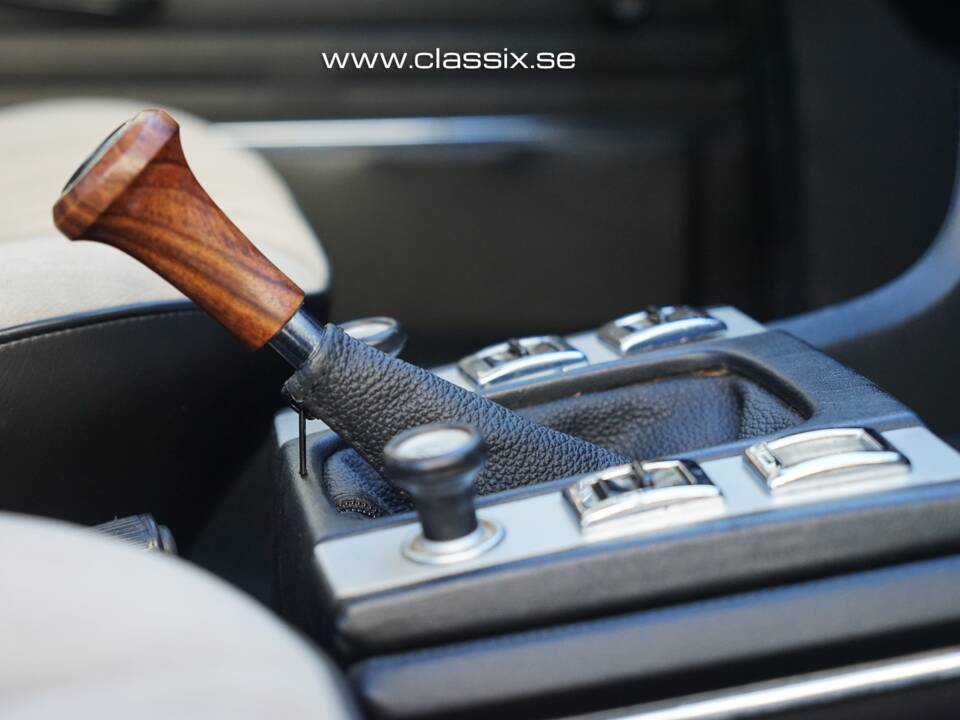 Image 12/37 of BMW 3.0 CSi (1973)