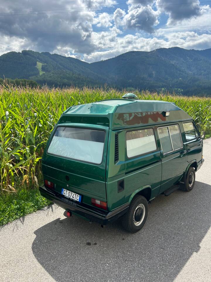 Afbeelding 2/16 van Volkswagen T3 Camper 2.1 Syncro (1991)