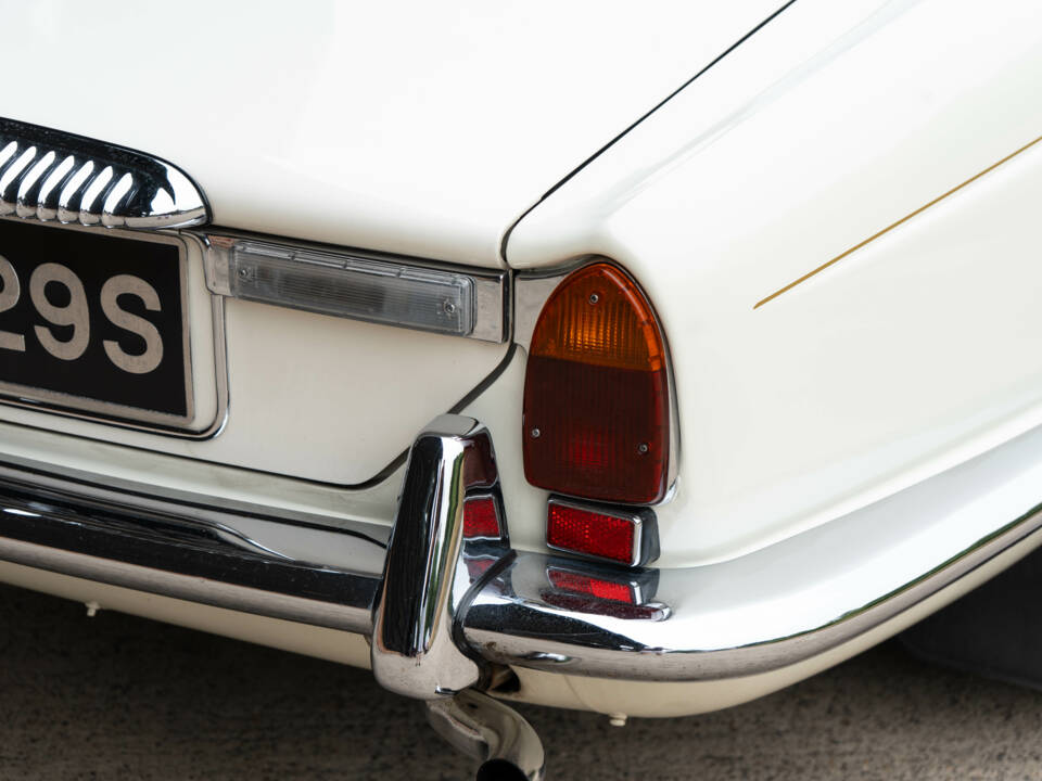 Immagine 33/50 di Daimler Sovereign 4.2 (1978)