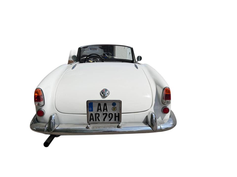 Bild 4/8 von Alfa Romeo Giulietta Spider (1961)