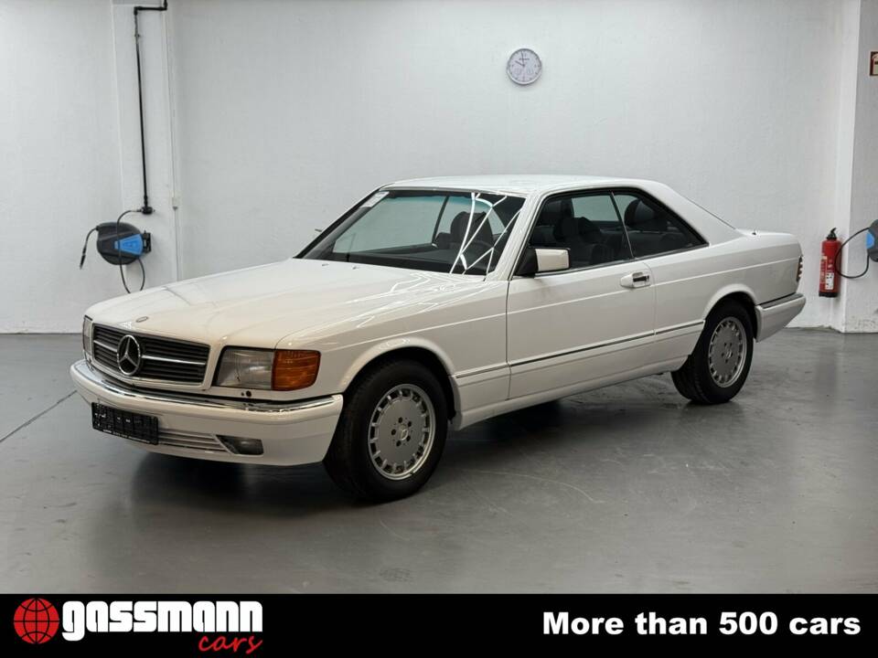 Immagine 2/15 di Mercedes-Benz 560 SEC (1989)