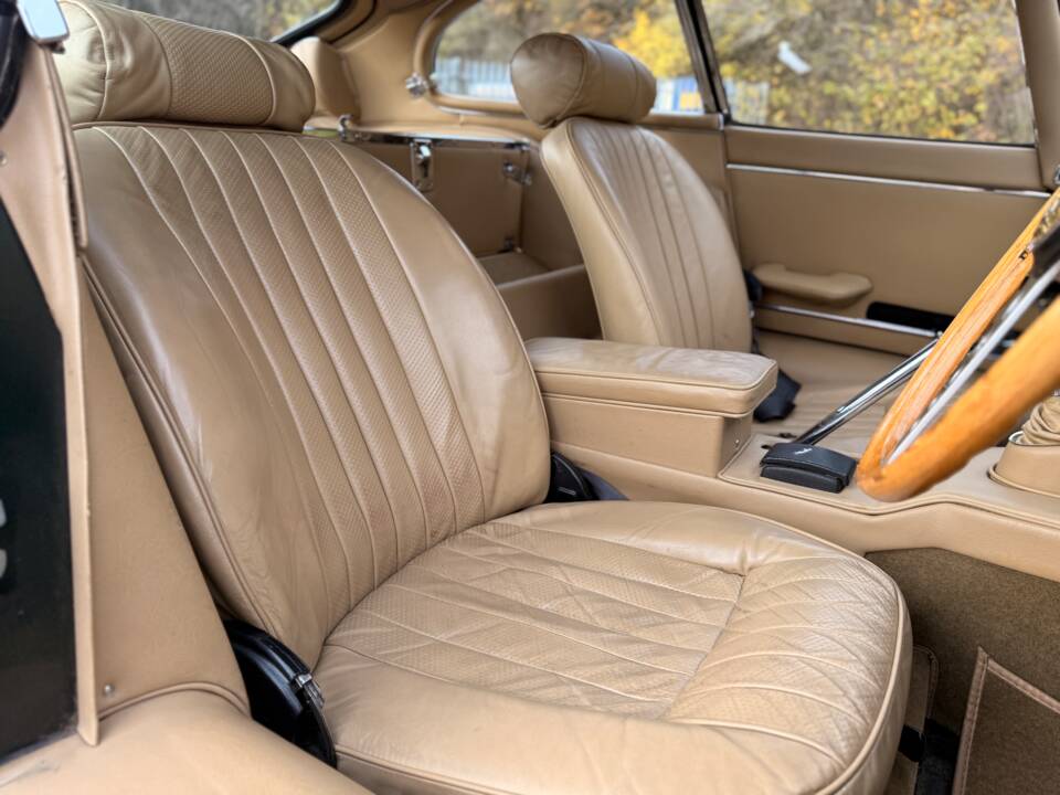 Bild 10/16 von Jaguar E-Type (1971)