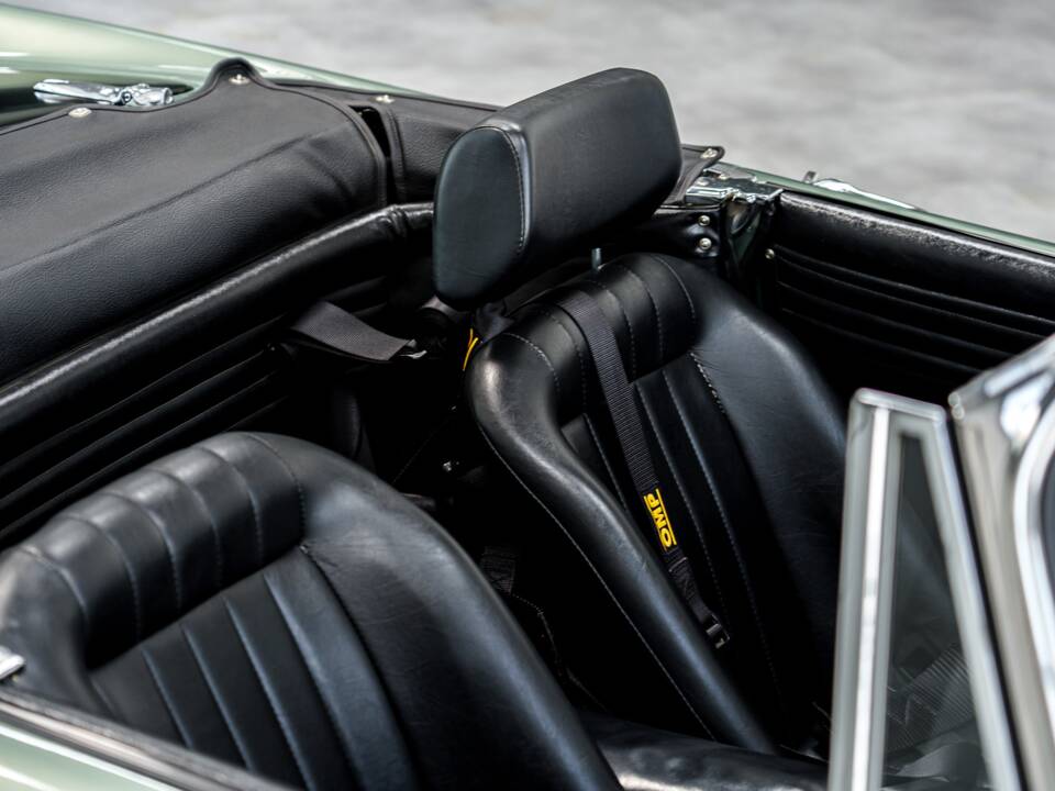 Imagen 10/21 de Sunbeam Tiger Mk II (1967)