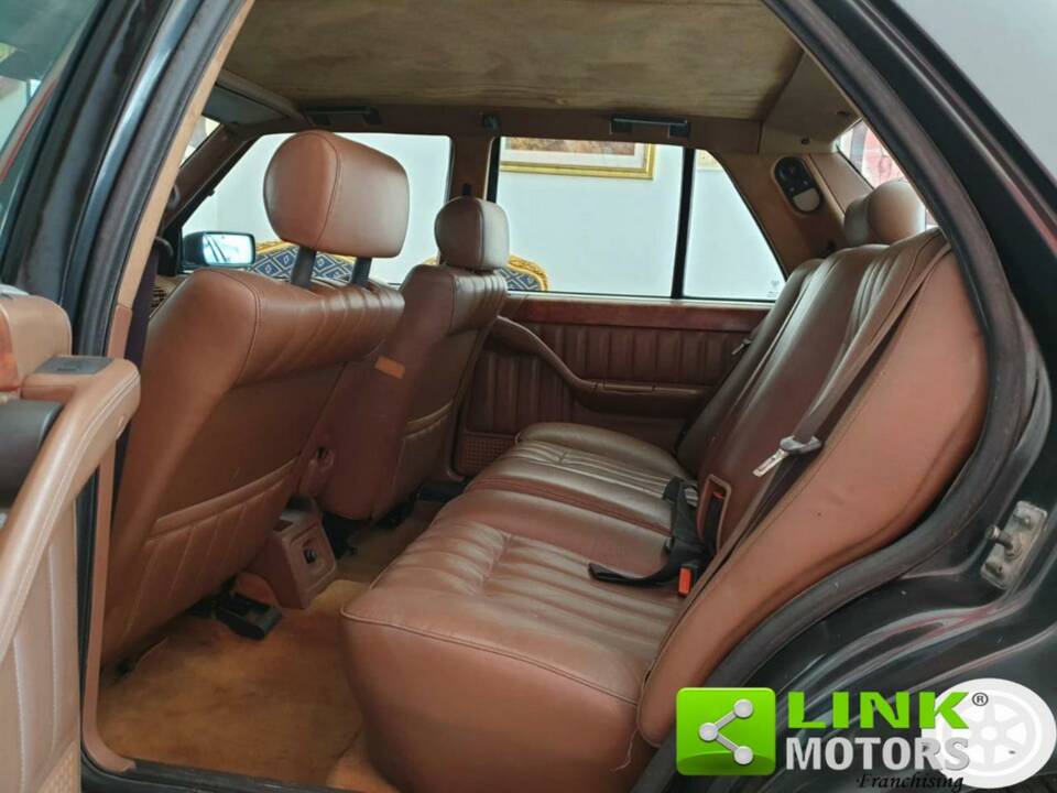 Afbeelding 19/50 van Lancia Thema 8.32 (1989)