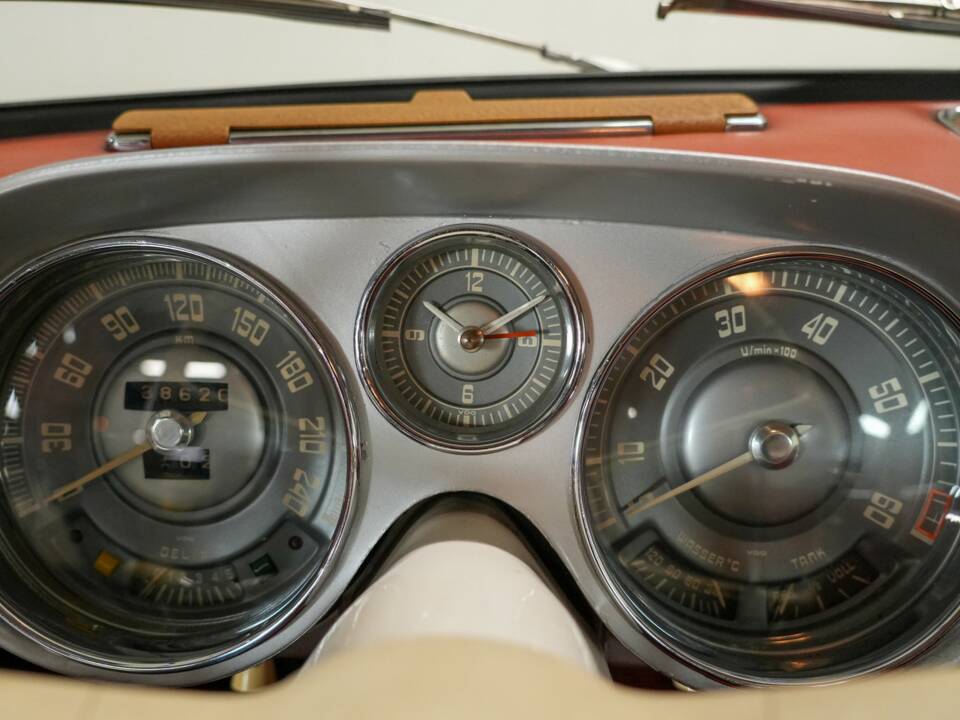 Afbeelding 18/43 van BMW 503 (1958)