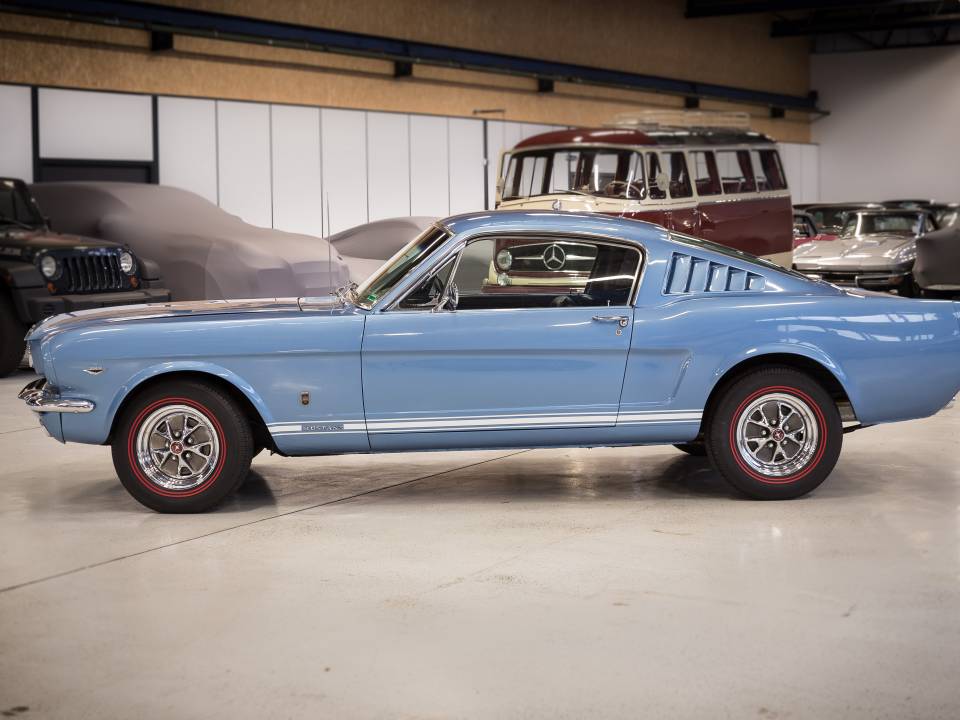 Imagen 2/9 de Ford Mustang GT (1965)