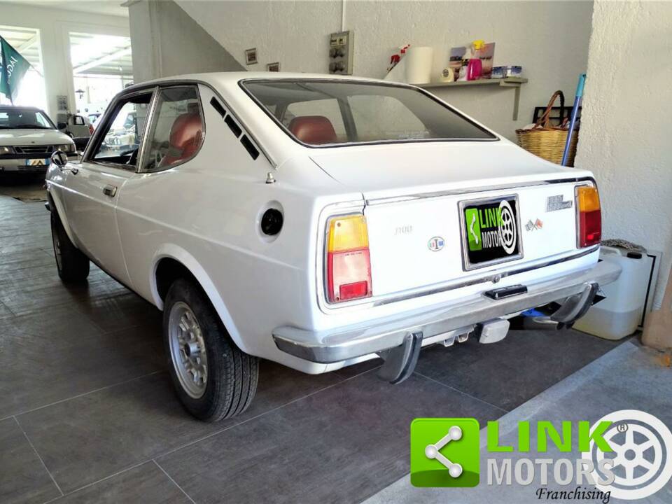 Bild 6/10 von FIAT 128 Sport Coupe (1974)