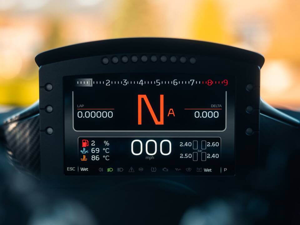 Image 19/24 of McLaren Senna GTR (2019)