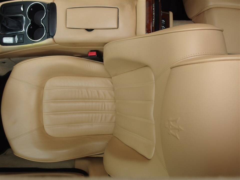 Bild 47/95 von Maserati Quattroporte 4.2 (2007)