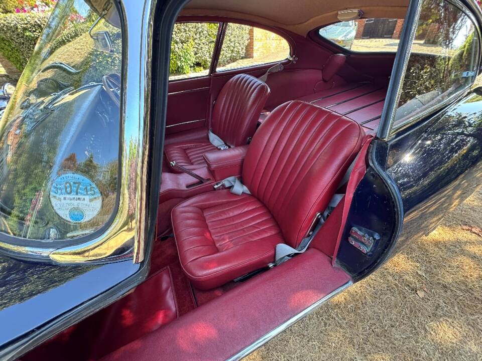 Immagine 46/52 di Jaguar Type E 4.2 (1965)