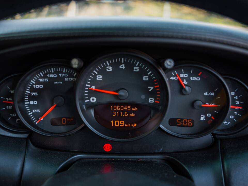 Bild 27/50 von Porsche 911 GT2 (2002)