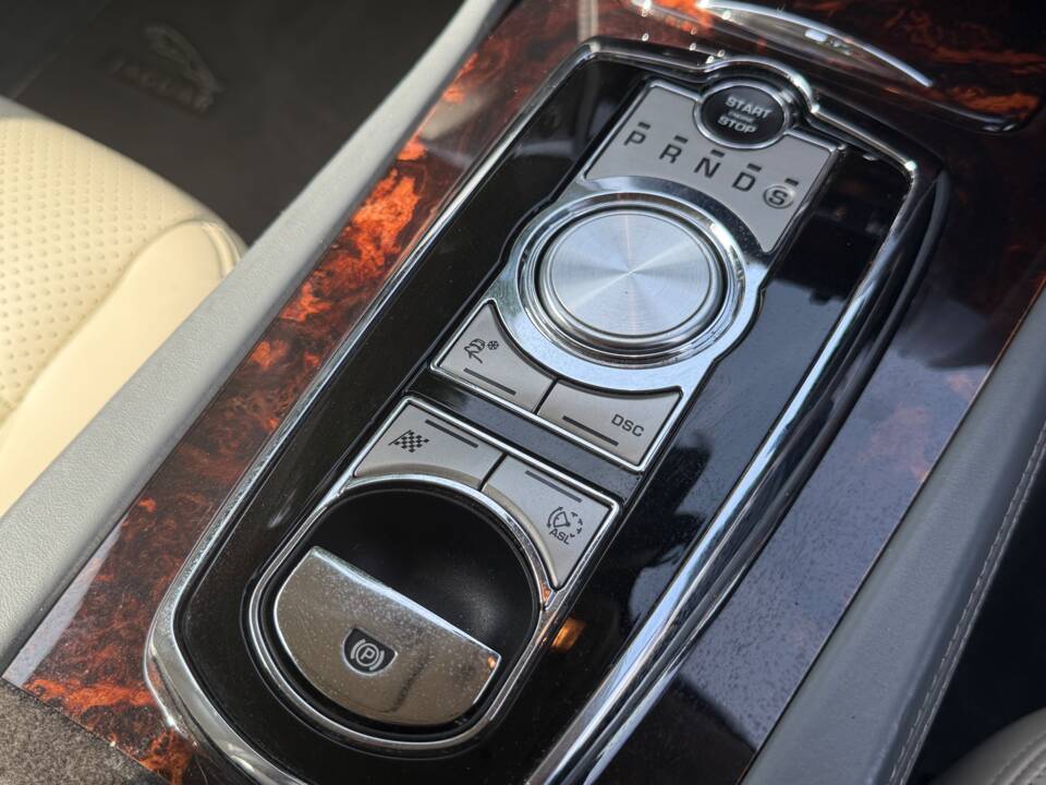Bild 21/32 von Jaguar XK (2011)