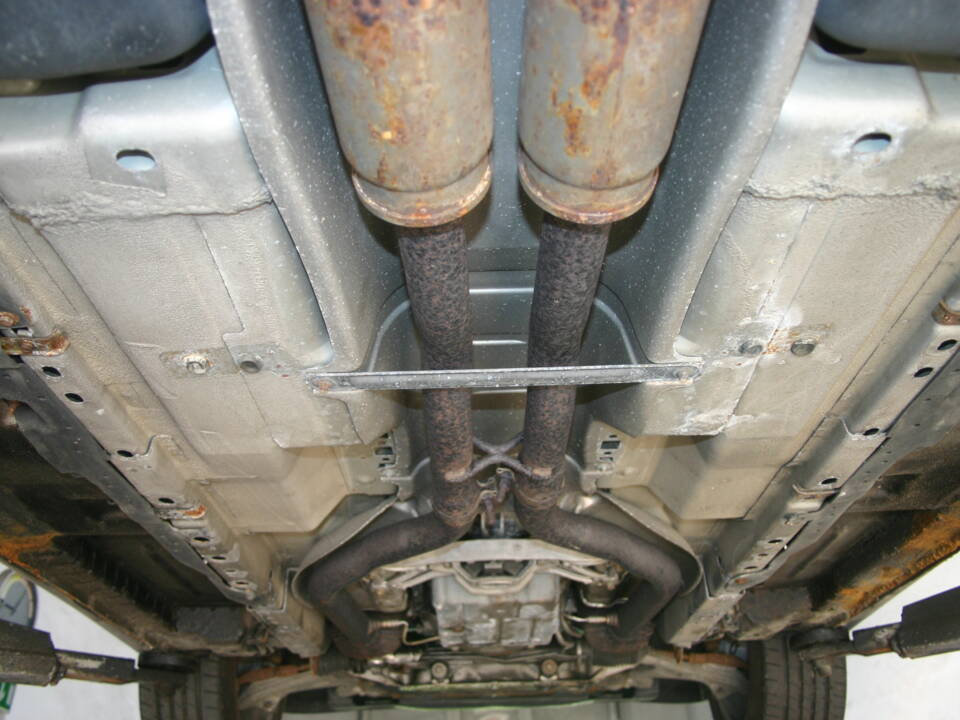 Bild 43/51 von Jaguar S-Type 4.0 V8 (2000)