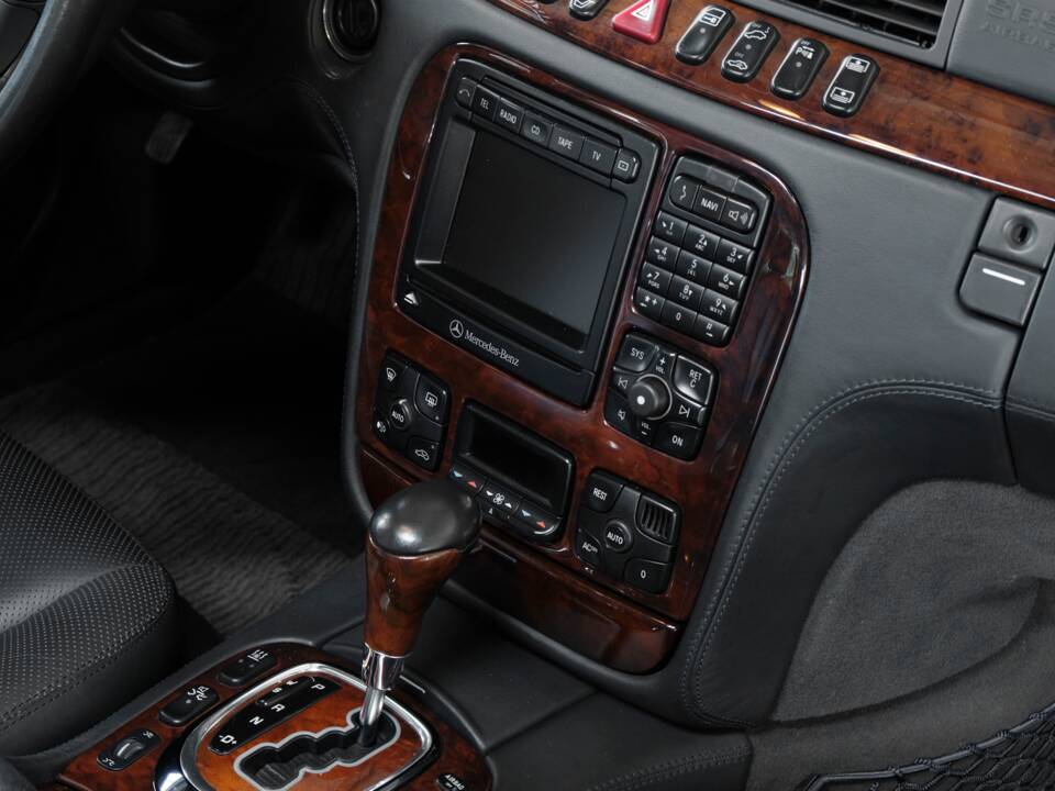 Bild 44/50 von Mercedes-Benz S 600 L (2001)
