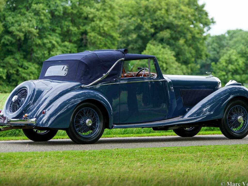 Image 53/59 of Bentley 4 1/4 Litre (1936)
