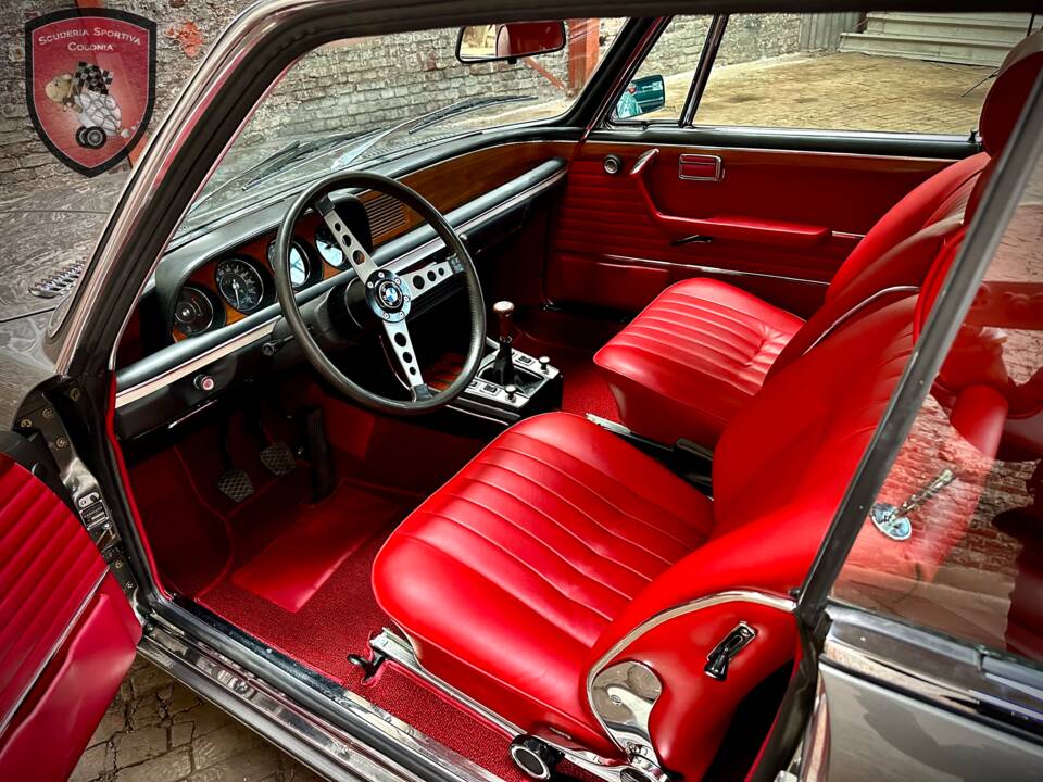 Image 5/63 de BMW 3.0 CSi (1972)