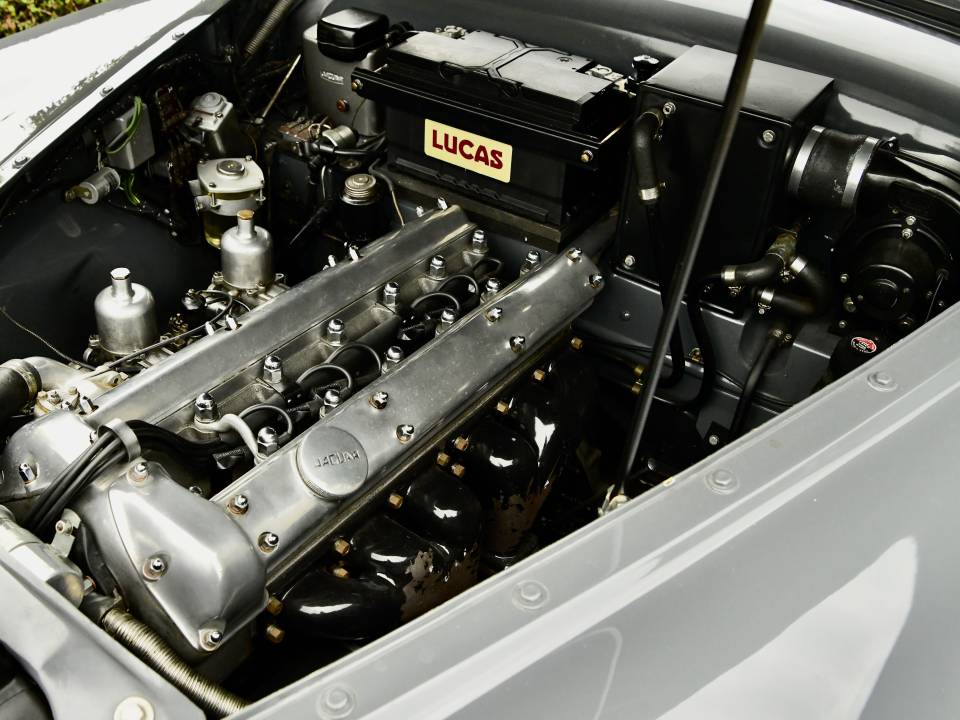 Imagen 41/50 de Jaguar Mk VII M (1956)