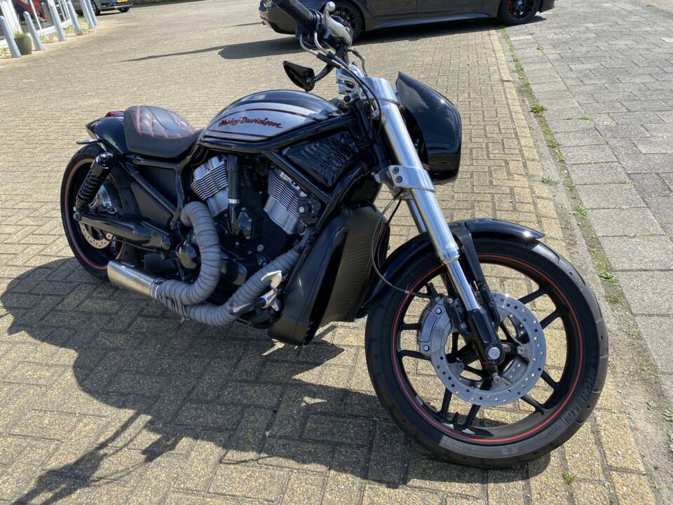 Bild 2/19 von Harley-Davidson VRSCR V-Rod (2007)