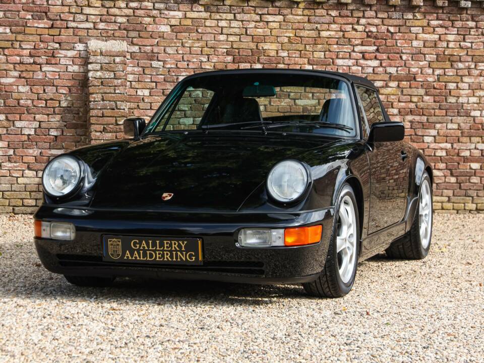 Image 9/50 de Porsche 911 Carrera 2 (1991)