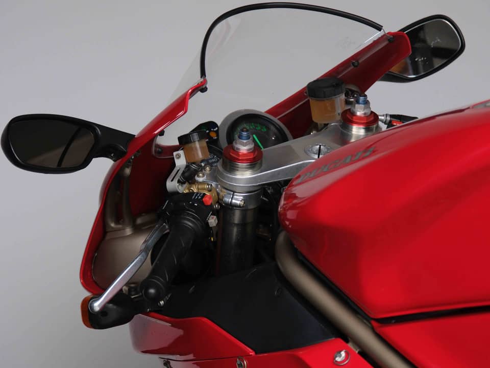 Bild 65/93 von Ducati 916 Strada (1994)