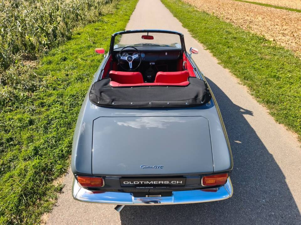 Image 26/28 of Alfa Romeo Giulia 1600 GTC (1966)