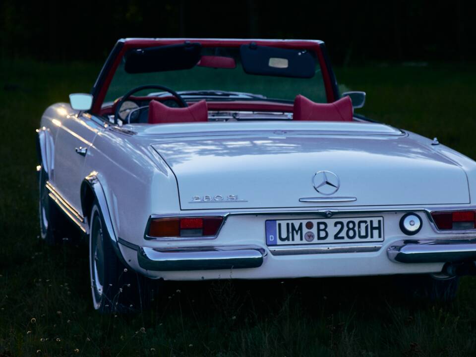 Bild 2/106 von Mercedes-Benz 280 SL (1969)