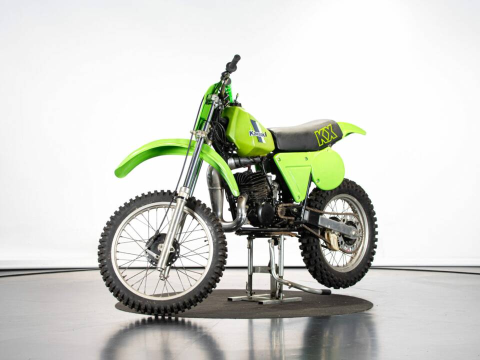 Image 8/40 de Kawasaki KX 250 (1980)