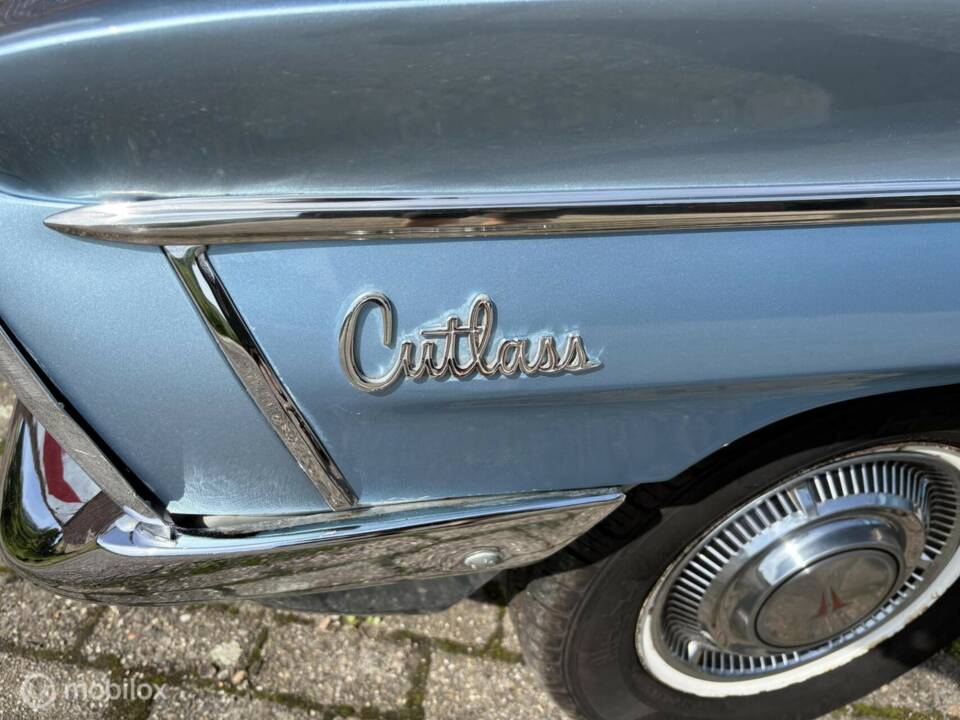 Image 47/49 of Oldsmobile F-85 Jetfire (1962)