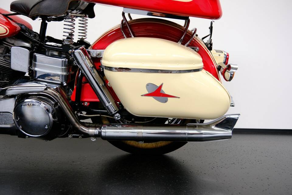 Image 50/75 of Harley-Davidson FL Panhead (1965)