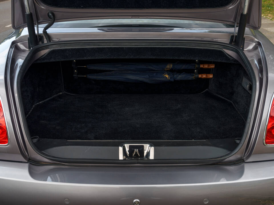 Image 26/27 of Bentley Brooklands (2008)