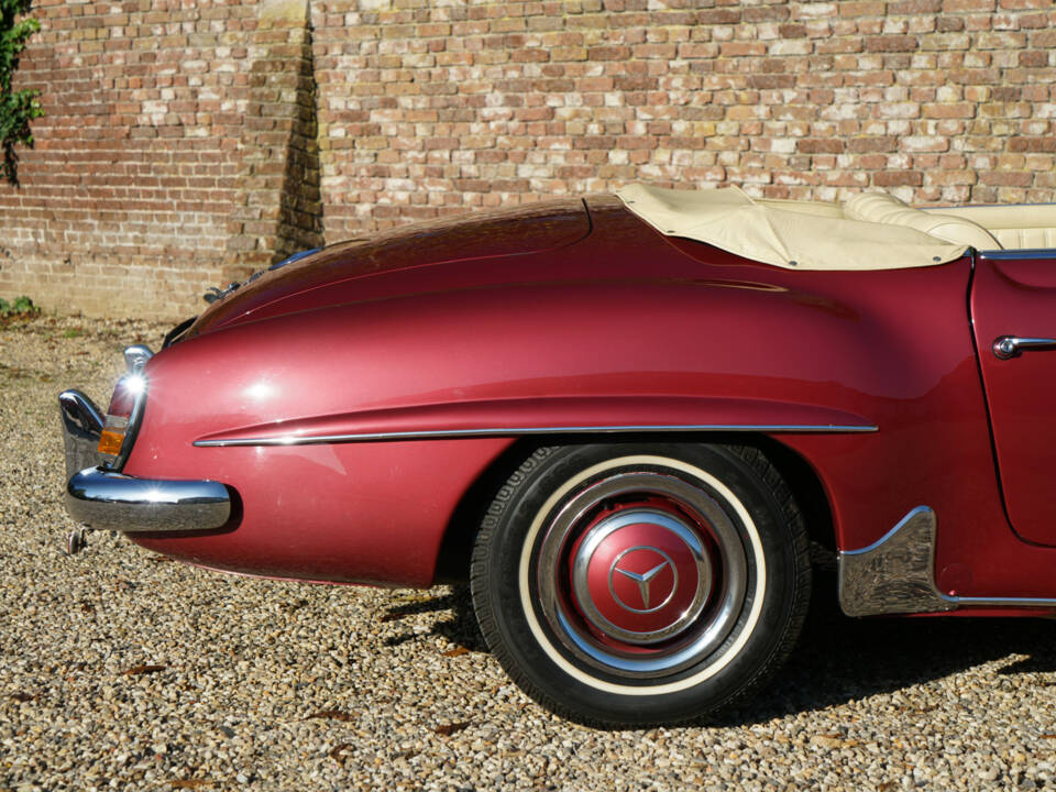 Image 21/50 of Mercedes-Benz 190 SL (1958)