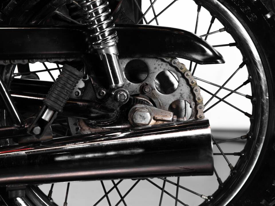Image 12/40 of Kawasaki Z 400 (1975)