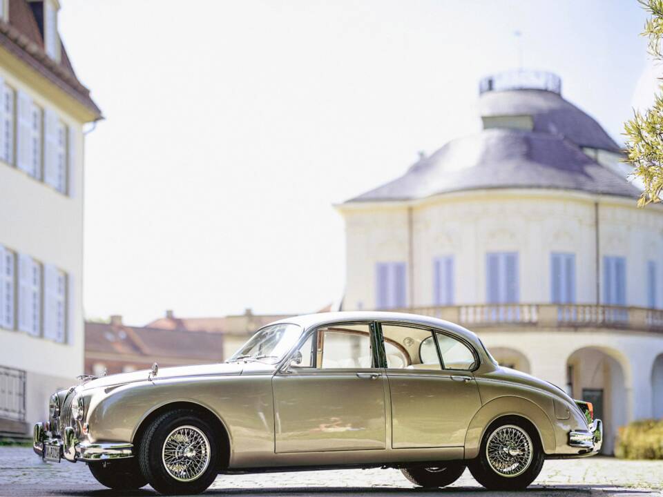 Immagine 1/64 di Jaguar Mk II 3.8 (1961)